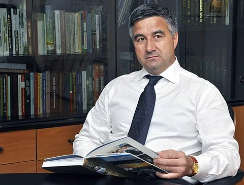 Wasil Şayexrazıyef