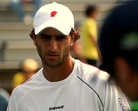 Robert Farah