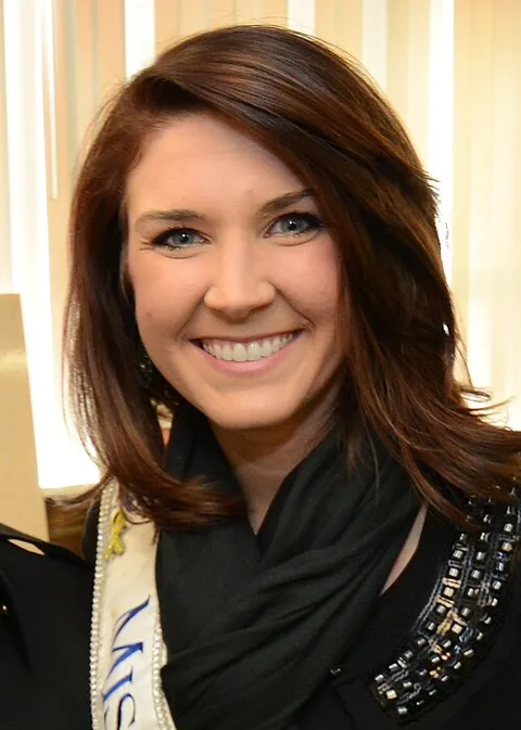 Nichole Mead