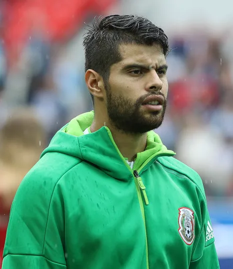 Néstor Araujo