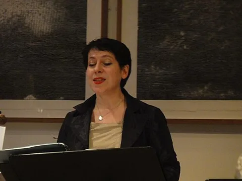 Loré Lixenberg