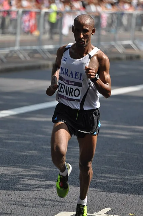Zohar Zimro
