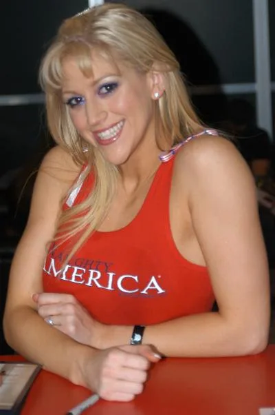Eve Lawrence
