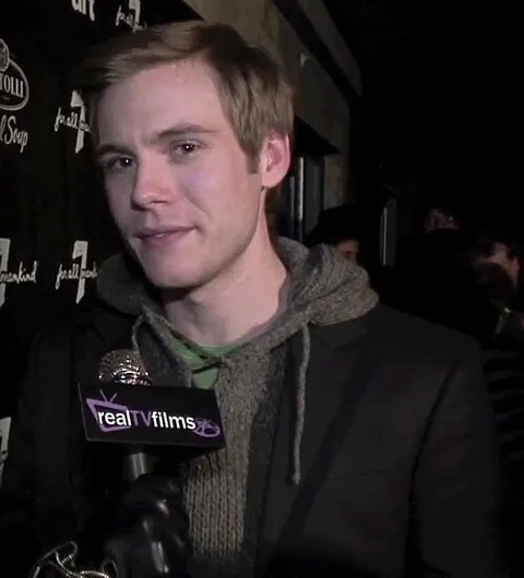 Zachary Booth