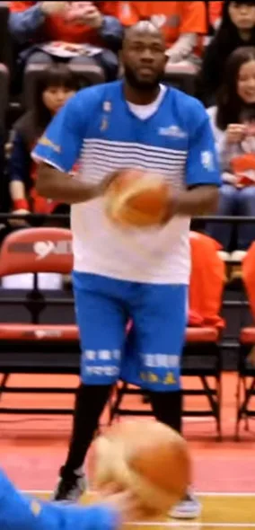Julian Mavunga