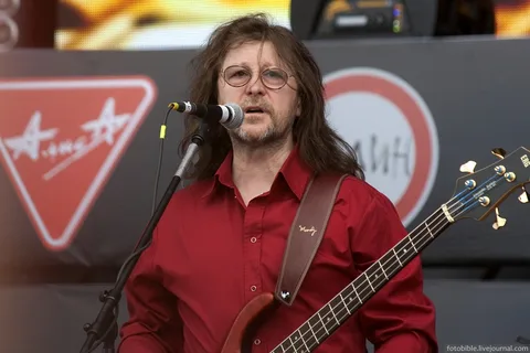 Alexander Kutikov