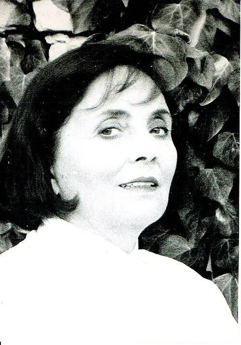 Carmen Selves