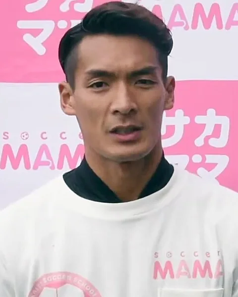 Tomoaki Makino