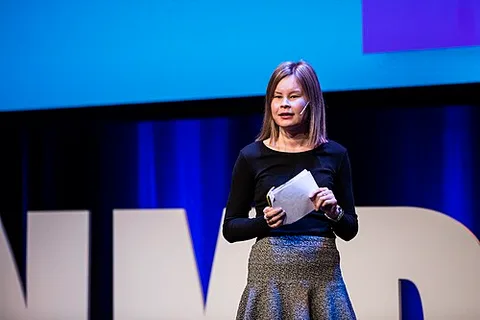 Maria Mikkelsen