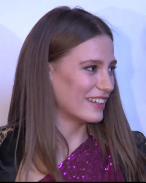 Serenay Sarıkaya