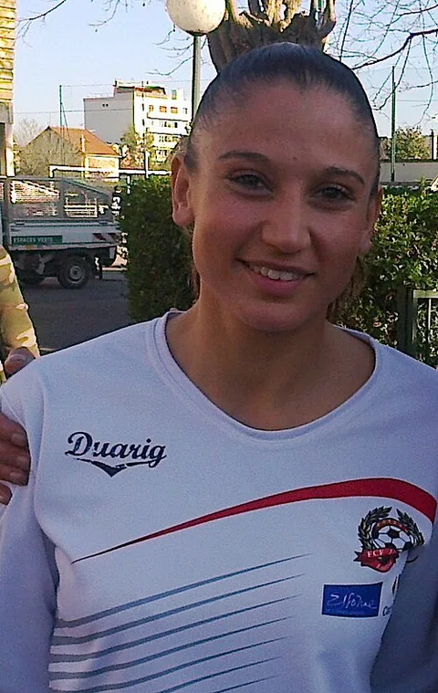 Nadia Benmokhtar