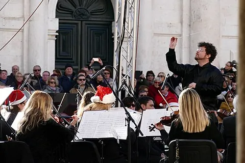 Noam Zur