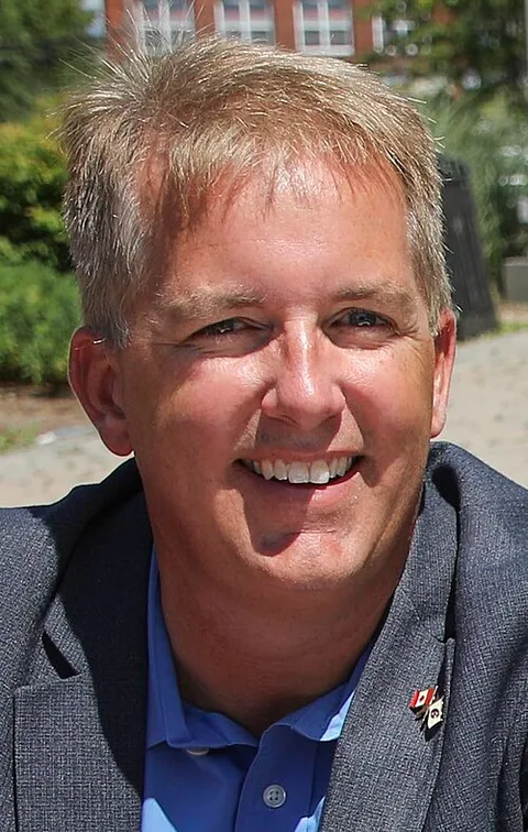 Scott Armstrong