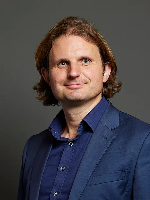 Steffan Aquarone