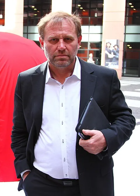 Bart Staes