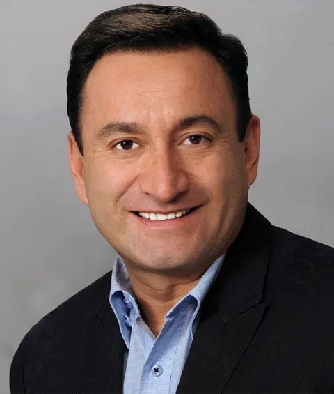 Edgar Olvera Higuera