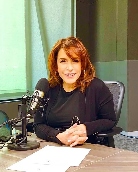Fernanda Familiar